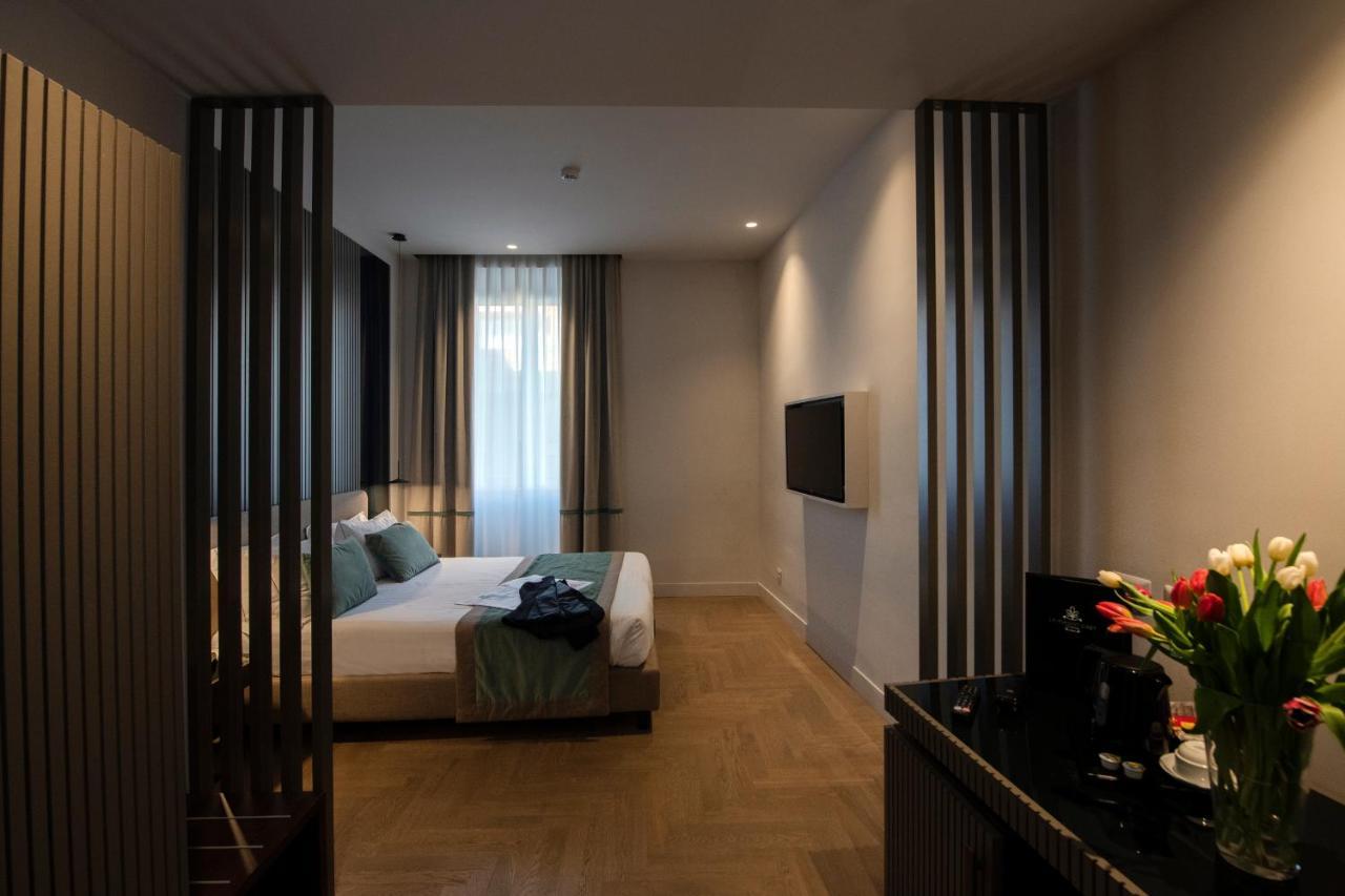 Triple Room Dependance Via Agostino De Pretis 70