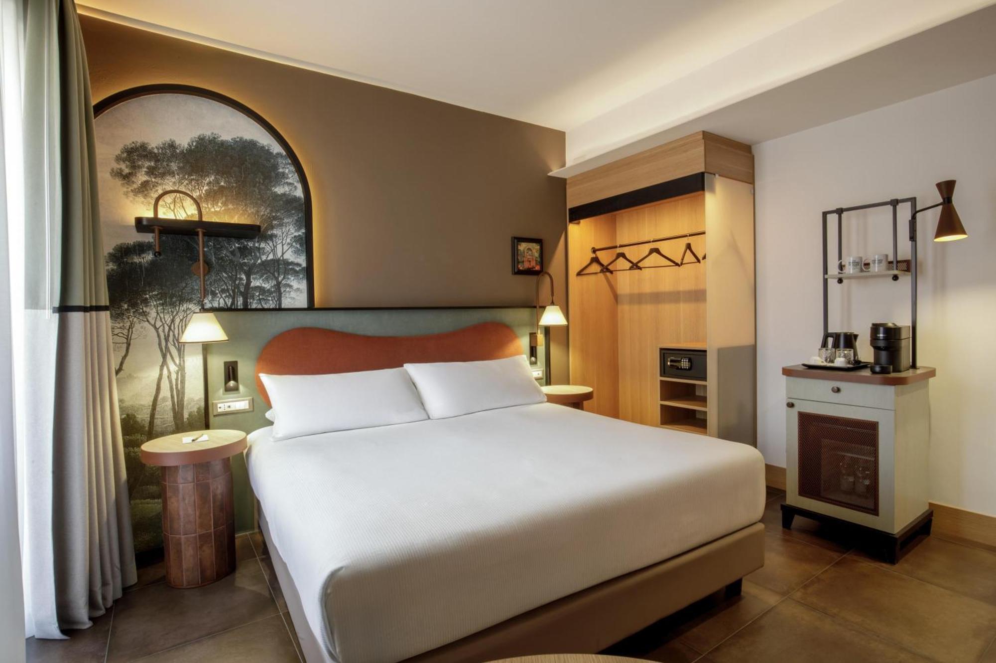 Deluxe Zimmer mit Kingsize-Bett und Balkon oder Terrasse