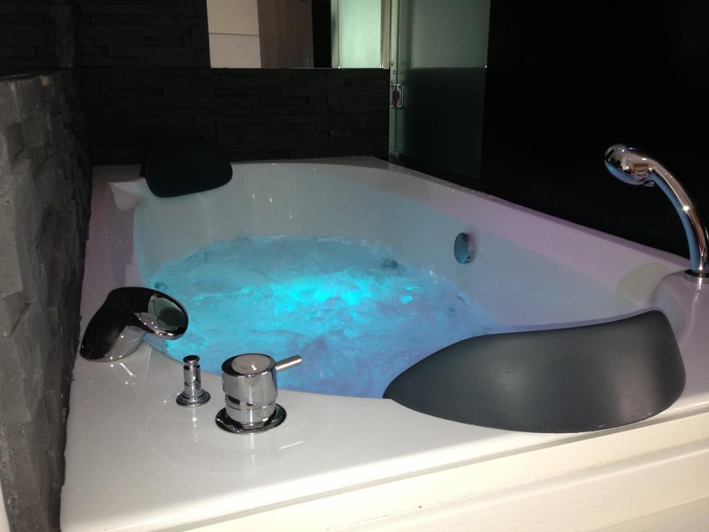 Deluxe Double Room Spa Bath
