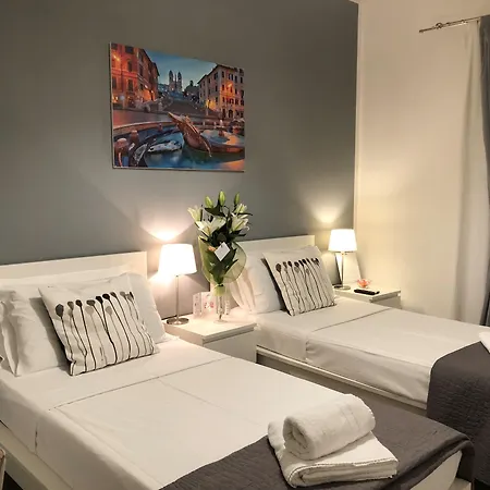 Le Piazze Di Roma-3